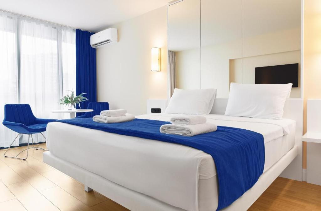 Best House Orbi City Aparthotel Batumi Kültér fotó