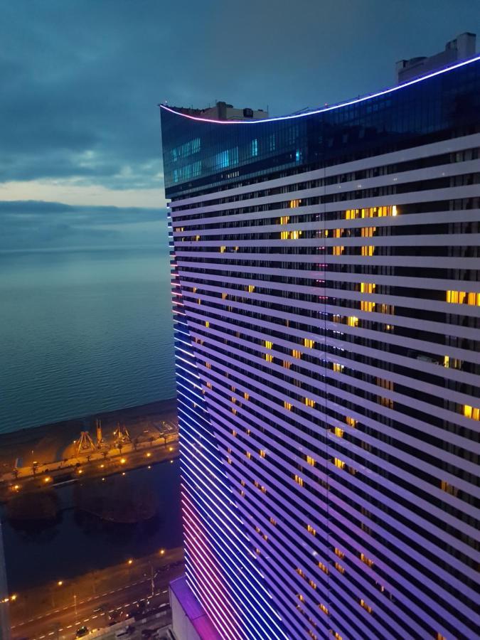 Best House Orbi City Aparthotel Batumi Kültér fotó
