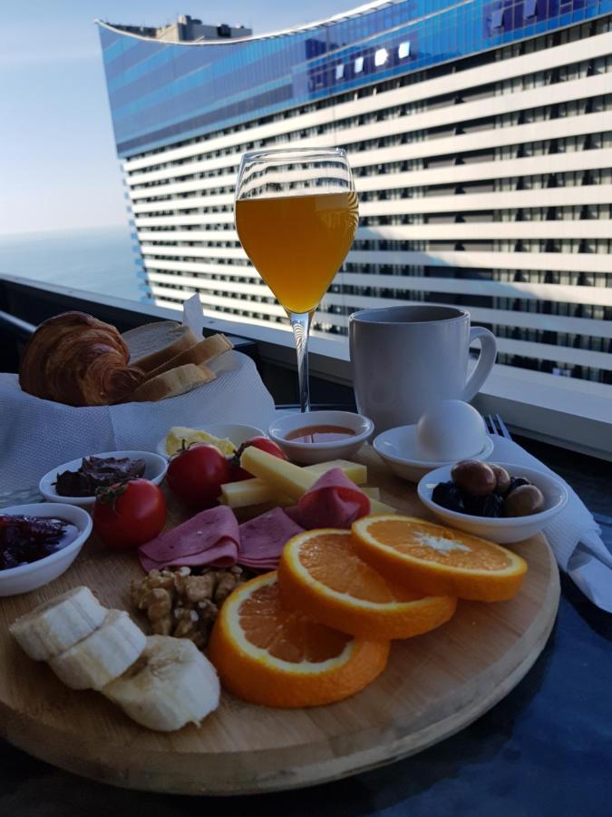 Best House Orbi City Aparthotel Batumi Kültér fotó