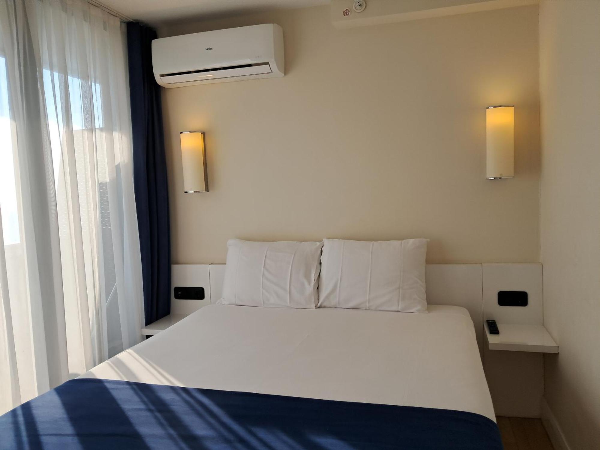 Best House Orbi City Aparthotel Batumi Kültér fotó